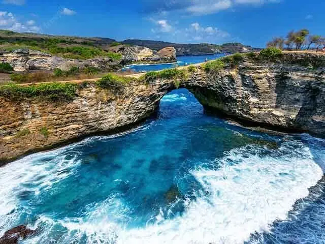 The sea arch at Broken Beach, Nusa Penida, Indonesia
