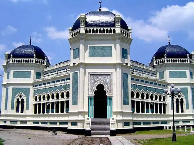 The Grand Mosque of Medan in Indonesia, seen from the street