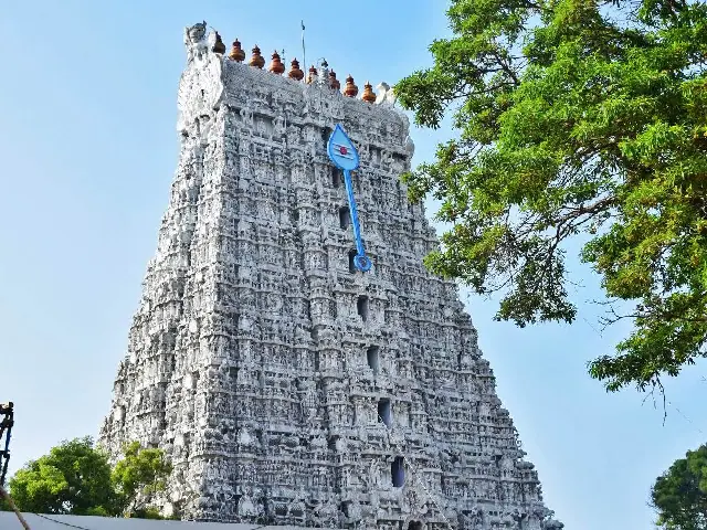 Thiruchendur seaside Murugan temple